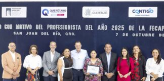 Reconoce Gobernador a integrantes de la Federación de Colegios y Asociaciones de Profesionistas de Querétaro en San Juan del Río