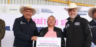 El Secretario de Desarrollo Agropecuario continua brindando apoyos a productores del semidesierto