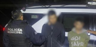 Dos detenidos por cohecho y posesión de armas prohibidas