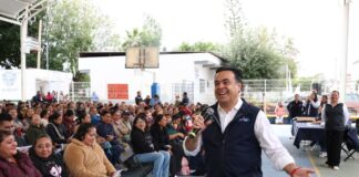 Beneficiarios reciben Tarjetas Contigo en la capital