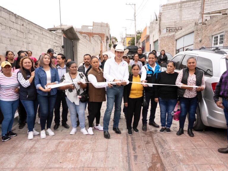 Rodrigo Monsalvo impulsa obras por 21 millones en cuatro comunidades de El Marqués
