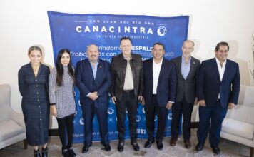 Distingue Mauricio Kuri la aportación de los empresarios sanjuanenses en la economía queretana