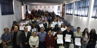 Triunfan jóvenes UAQ en Olimpiada Estatal de Biología 2025