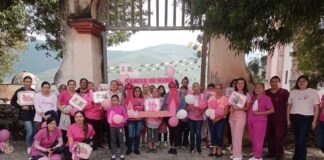 La Secretaría de Salud Realiza Caminata Rosa en Landa de Matamoros
