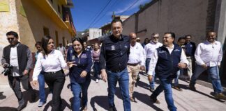 Entrega Gobernador rehabilitación de calles en Peñamiller