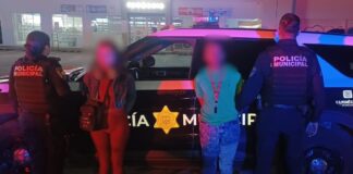 Detienen a pareja por robo de motocicleta