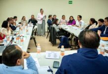 Participan docentes queretanos en foro nacional educativo