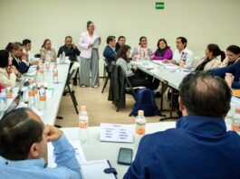 Participan docentes queretanos en foro nacional educativo