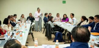 Participan docentes queretanos en foro nacional educativo