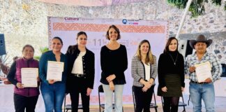 Entregan titulares de Cultura y Turismo los premios del Concurso Estatal de Artesanías 2025