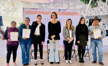 Entregan titulares de Cultura y Turismo los premios del Concurso Estatal de Artesanías 2025