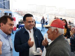 Lleva Luis Nava servicios de salud y apoyos asistenciales a familias de Corregidora