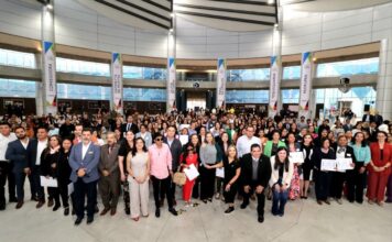 Entregan reconocimientos a más de 200 egresados del Diplomado en Educación Inclusiva 2025