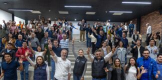 Jóvenes representan a Querétaro en la NASA