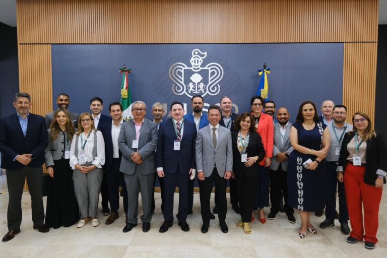 Acude Martha Soto al V Encuentro en Foco de Comunidad Araucaria