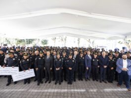 Encabeza Gobernador entrega de apoyos económicos en materia de vivienda a policías municipales de Querétaro