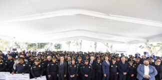 Encabeza Gobernador entrega de apoyos económicos en materia de vivienda a policías municipales de Querétaro