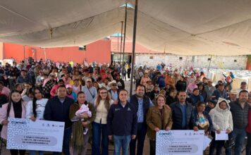 Entrega Gobierno del Estado apoyos sociales a comunidades indígenas