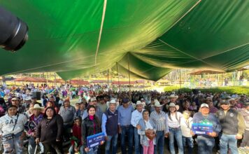 El Secretario de Desarrollo Agropecuario apoya a productores de San Joaquín y Cadereyta