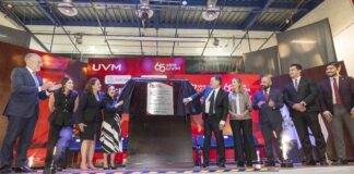 Celebra Mauricio Kuri 37 aniversario de la UVM