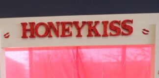 Estudiantes de la UPQ realizaron la Feria del Emprendimiento 2025