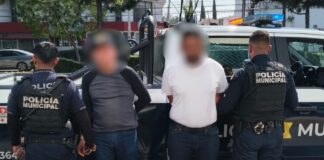 La Policía Municipal asegura a tres masculinos extranjeros tras alertamiento de SEPROBAN