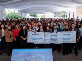 Rodrigo Monsalvo entrega apoyos económicos a 429 micro y pequeños empresarios de El Marqués