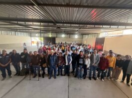 Encabeza Jairo Morales la firma de escrituras en El Milagro