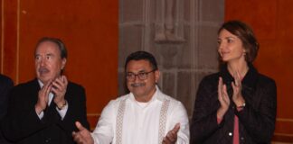 Inaugura López Birlain la muestra Atrapando Luces en el Museo de Arte de Querétaro