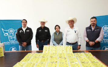 El Secretario de Desarrollo Agropecuario fortalece al sector pecuario con la entrega de 20 mil aretes identificadores a productores del estado
