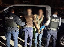 Detenidos por robo de vehículo en Lomas de Casa Blanca