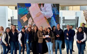 Realiza USEBEQ tradicional Concurso de Piñatas Navideñas