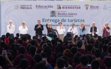 Encabezan Claudia Sheinbaum y Mauricio Kuri entrega de Becas Benito Juárez
