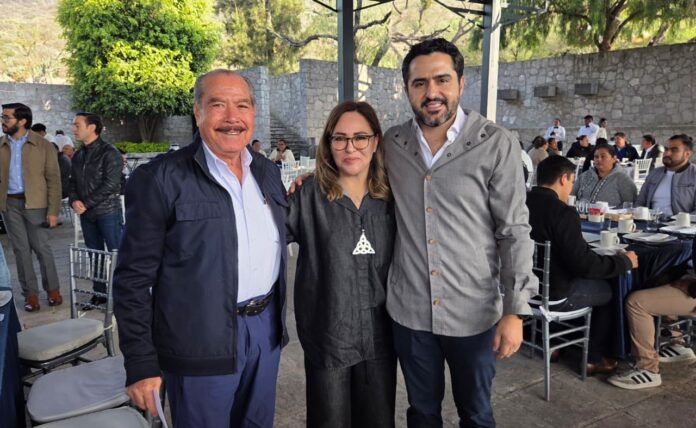 af6c1107-c299-4963-aca2-cdc3f5d3e105