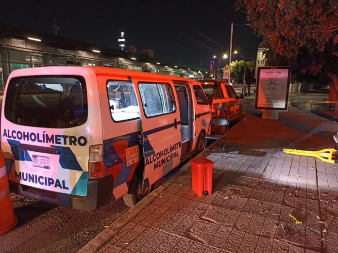 c8421d1b-a0b3-4187-b9d5-6c5a2188306f