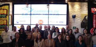 El Sistema Estatal para el Desarrollo Integral de la Familia entrega donativo recaudado de la Carrera de la Esperanza