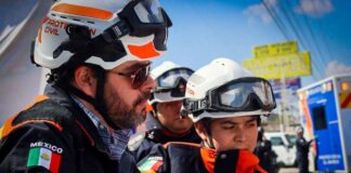 Ambulancia de Protección Civil resulta afectada en accidente vehicular