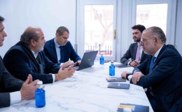 Fortalece Marco Del Prete agenda digital de Querétaro en Madrid