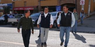 Realiza Luis Nava recorridos de cercanía en Jalpan con la estrategia Aquí Contigo