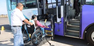 El Sistema Estatal DIF ofrece movilidad digna por medio del transporte especializado