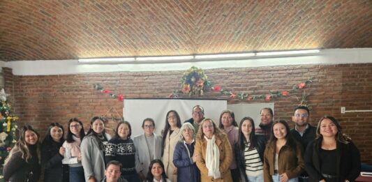 Fortalece USEBEQ lectura y escritura con diplomado docente