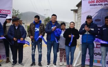 Entrega Jairo Morales rehabilitación de calle en Los Bordos