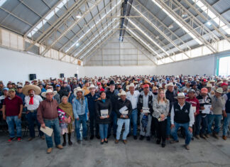 Entregan 479 toneladas de maíz a mil 310 productores en El Marqués