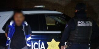 Policías municipales aseguran a masculino con orden de aprehensión
