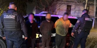 Tres detenidos por robo de vehículo en Reforma Agraria