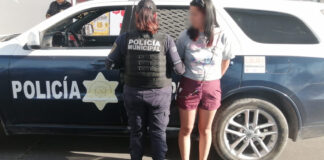 Femenina es detenida por desobediencia y resistencia de particulares