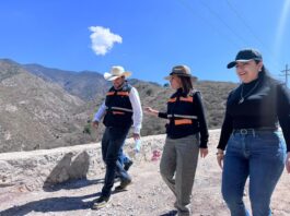 Titular de la Comisión Estatal de Infraestructura supervisa reconstrucción de caminos en Peñamiller