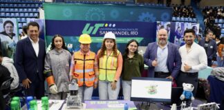 Rector de la Universidad Tecnológica de San Juan del Río Inaugura la Cuarta Feria de Universidades