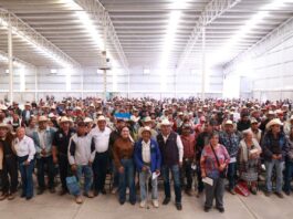El Secretario de Desarrollo Agropecuario entrega apoyos por sequía en Peñamiller y Tolimán