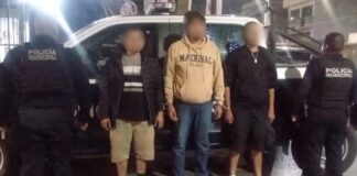 Tres detenidos por robo a transeúnte